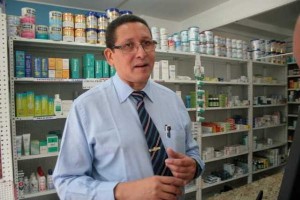 El presidente del Colegio de Farmacéuticos en Monagas, Héctor Barreto