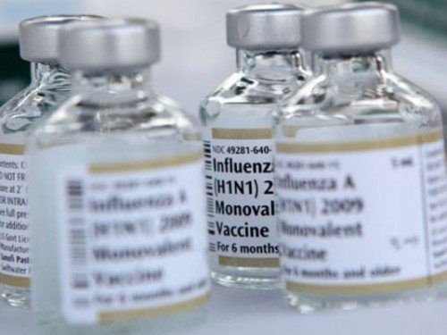 flu-vaccine-vials-e1434567383529