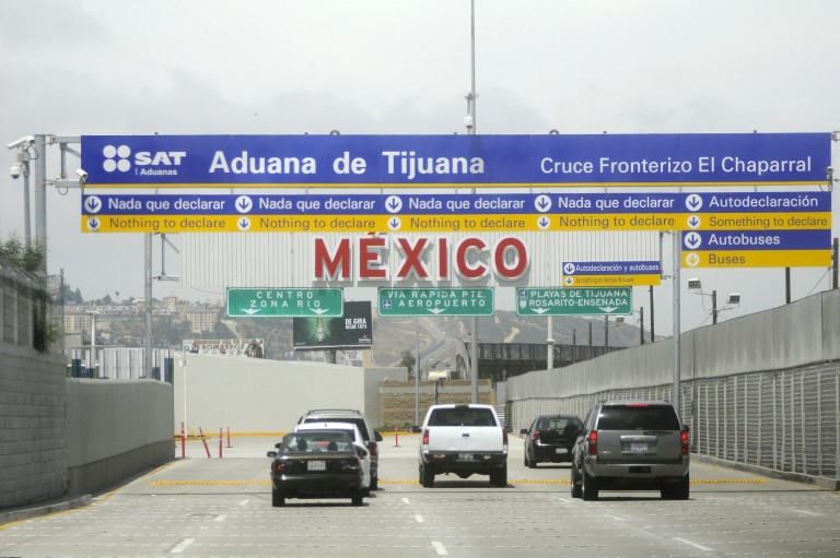 CRUCE FRONTERIZO EL CHAPARRAL