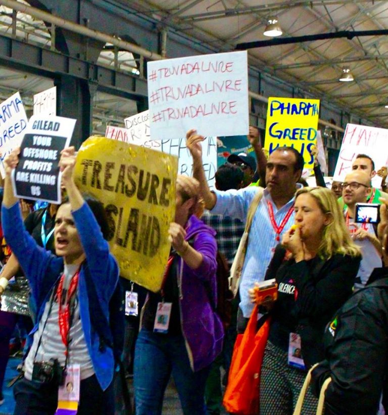 protesto-Truvada