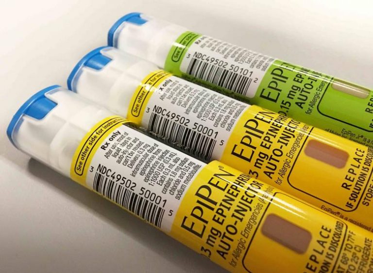 EpiPen-2