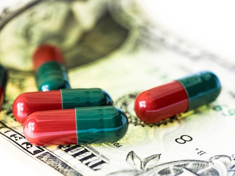 pills-943764_960_720