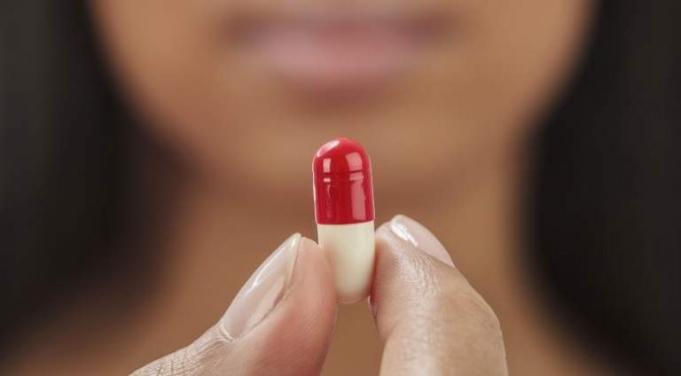pastilla-mujer-medicina-getty