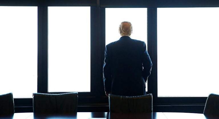 trump-donald-espalda-770-reuters