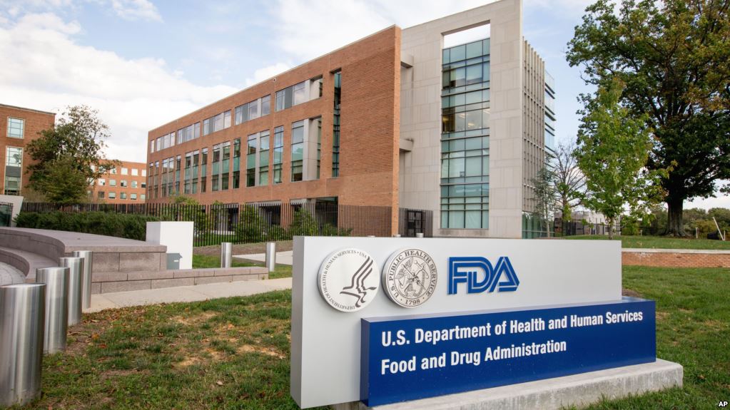 La agencia que regula los medicamentos de uso humano y veterinario, vacunas, dispositivos médicos y abastecimiento de alimentos publicó cartas de advertencia a 14 empresas estadounidenses que venden fraudulentamente medicamentos contra el cáncer.