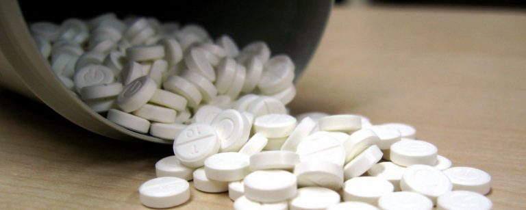 white_pills_aspirin
