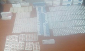 Entre lo incautado se encuentran pastillas anticonvulsivas y anticonceptivas. Foto: cortesía de la Policía. 