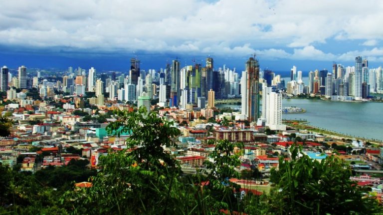 Panama-City-780x438
