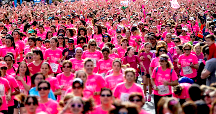 Vista de una Carrera de la Mujer convocada por la Asociación Española Contra el Cáncer / EFE