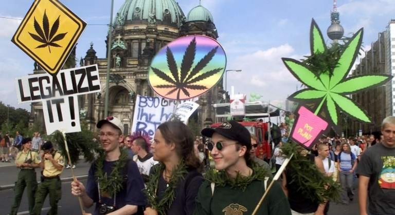 Marcha-en-favor-del-Canabis-reuters
