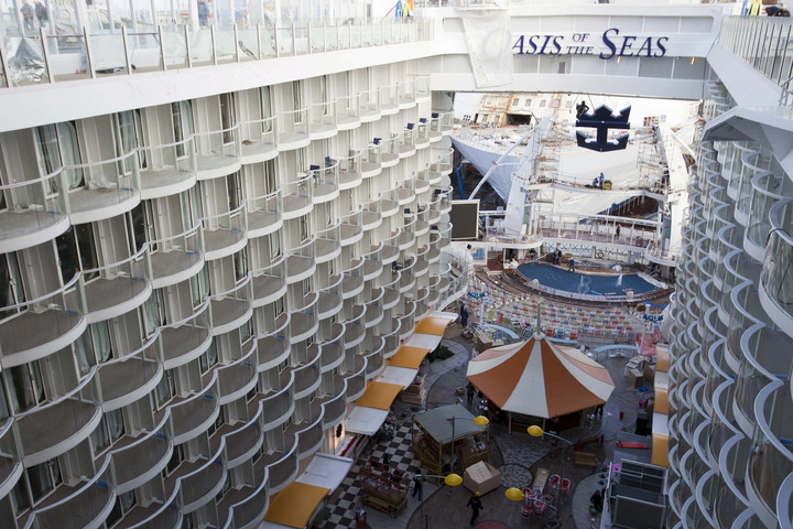 Uno de los "vecindarios" del crucero de lujo.