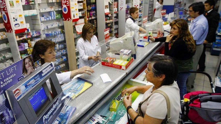 Farmacia-abuelos-adultos-mayores