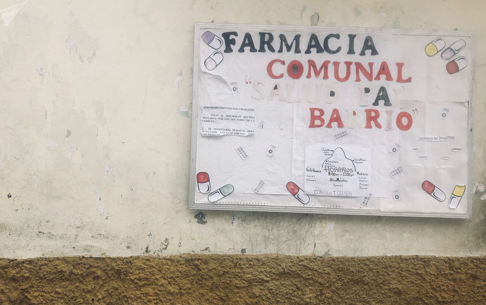 Cartel de la Farmacia Comunal Altos de Lídice Cartel de la Farmacia Comunal Altos de Lídice