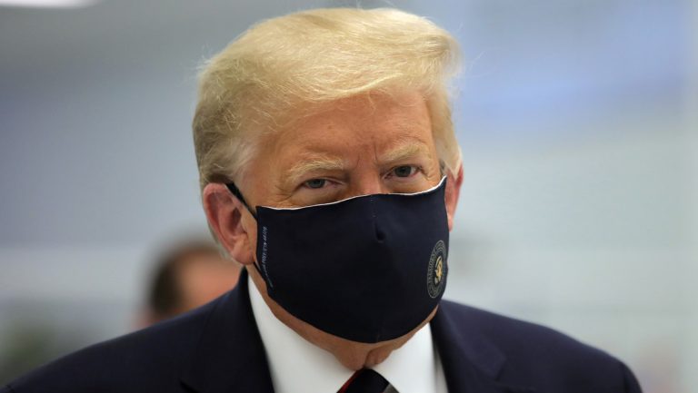 trump tapabocas