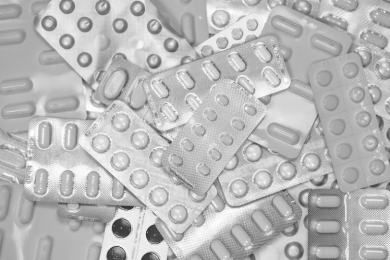 medications-1851178_1920.jpg_158021514