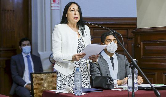 Reclamo. Esther Astete también recurriría al Poder Judicial. Foto: Congreso Esther Astete, Congreso
