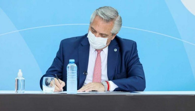alberto firma