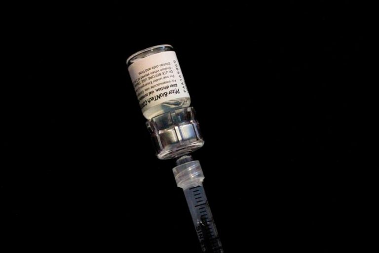 dosis-vacuna-pfizer-2442551