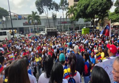 Movimiento Voluntariado SUAF protesta frente a la ONU en rechazo a las agresiones estadounidenses contra Venezuela