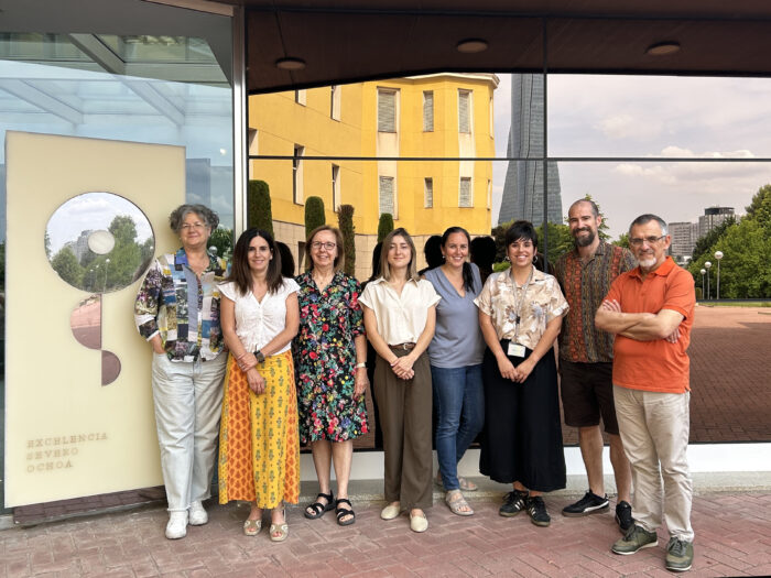 Autoras y autores del estudio. Desde la izda: Núria Malats, Evangelina López de Maturana, Sagrario Ortega, Cristina Bodas, Irene Felipe, Ana Cayuela, Jaime Martínez y Francisco X. Real. / Pilar Gil. CNIO