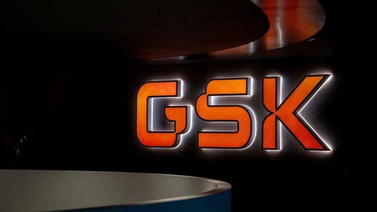 2025-04-30T061040Z_1_LYNXMPEL3T07L_RTROPTP_4_GSK-RESULTS