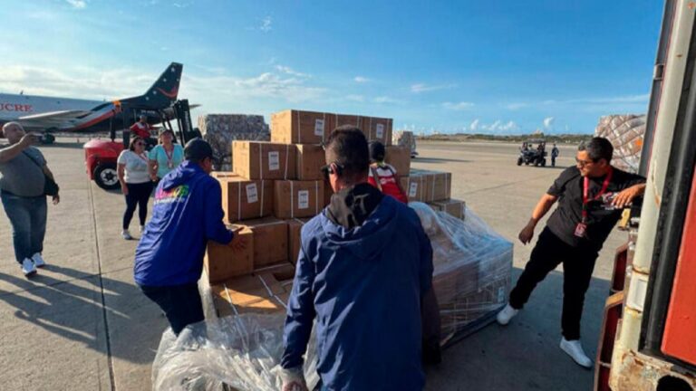 arriba-carga-de-medicamentos-al-pais--foto-venezuela-news-190424