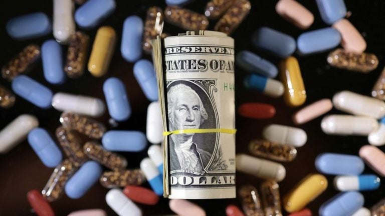 2025-05-11T223710Z_1_LYNXMPEL4A0DE_RTROPTP_4_HEALTH-USA