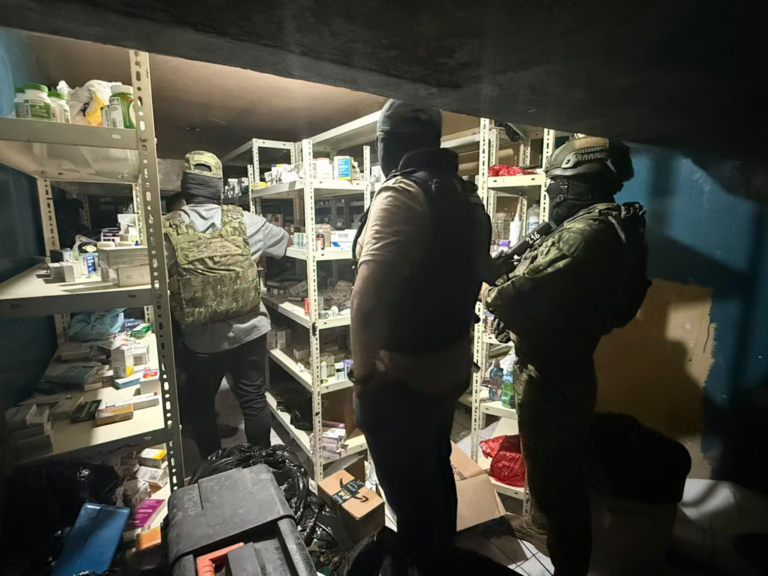 ecuador medicamentos fuerzas armadas