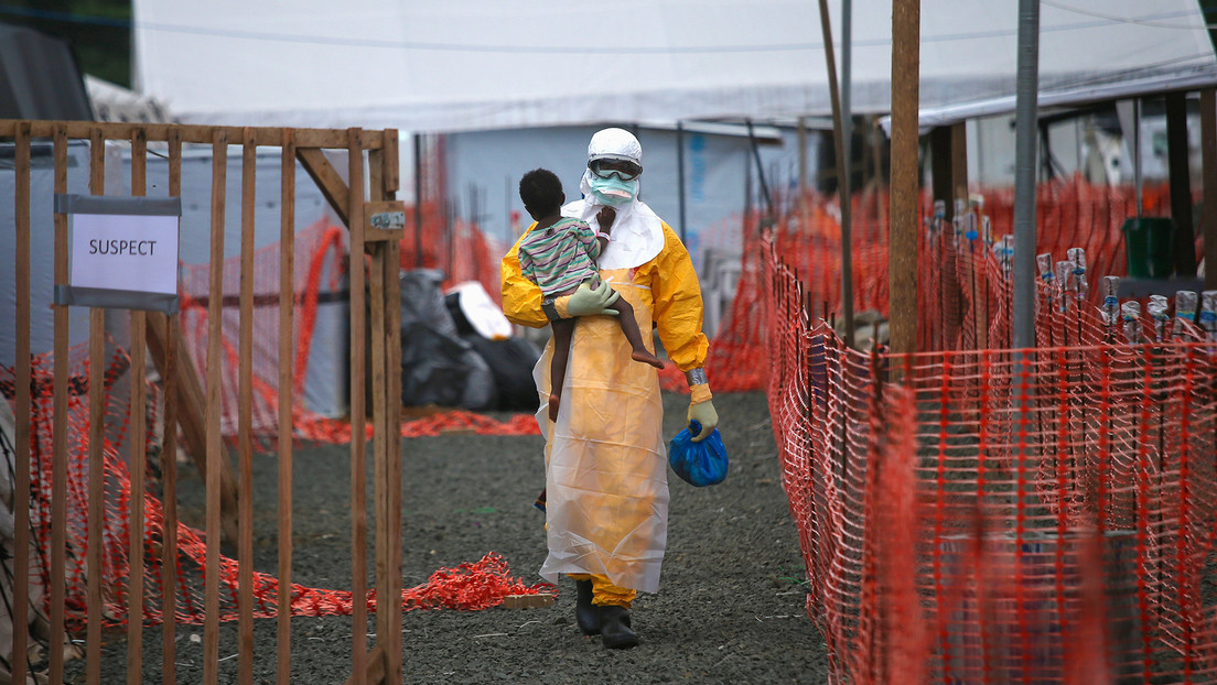 ebola1