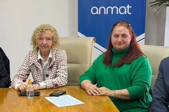anmat funcionarias